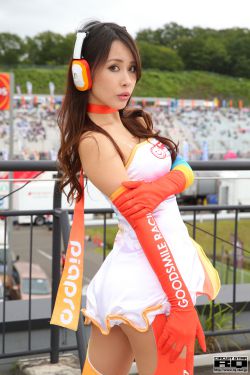 假扮女佣2012全集